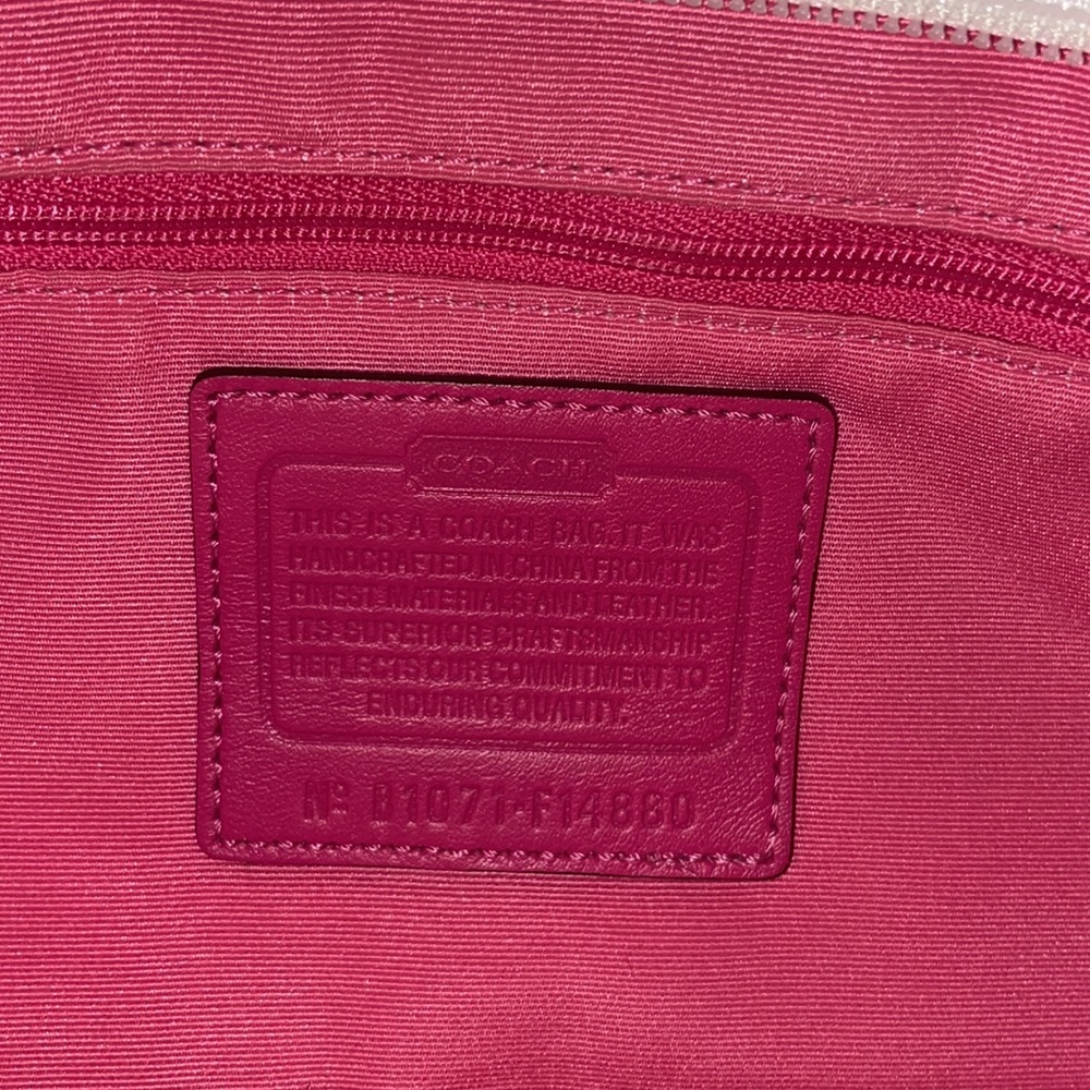 Authentic Coach Multi-Colored Daisy Handbag - Picture 4 of 5